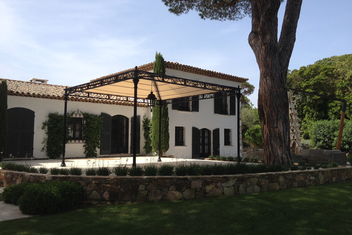 Store banne façade Var 83 — réalisation 4